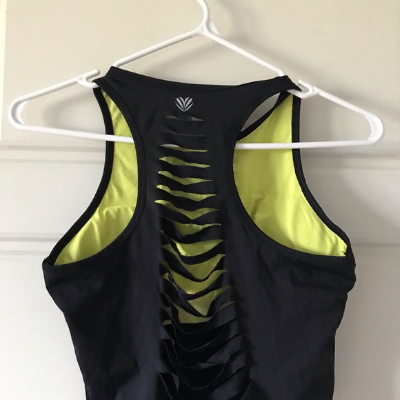 Forever 21 black workout tank - Picture 2 of 2
